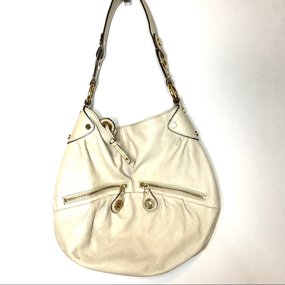 B Makowsky leather purse